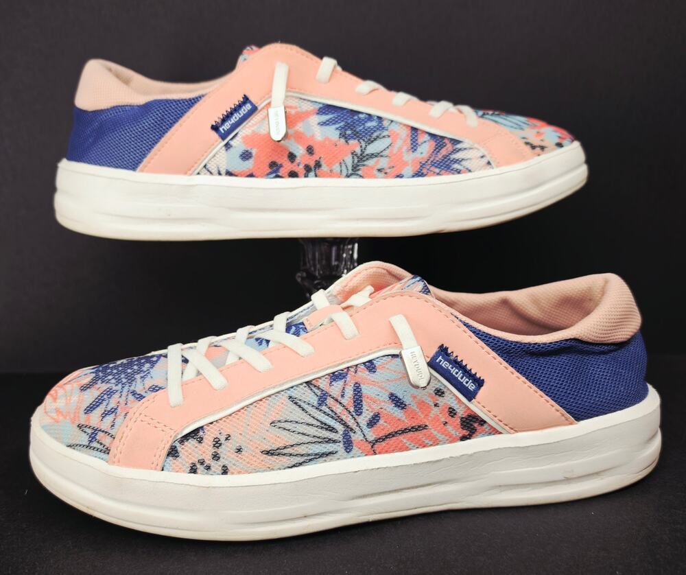 HeyDude Women 8 Comfy footwear